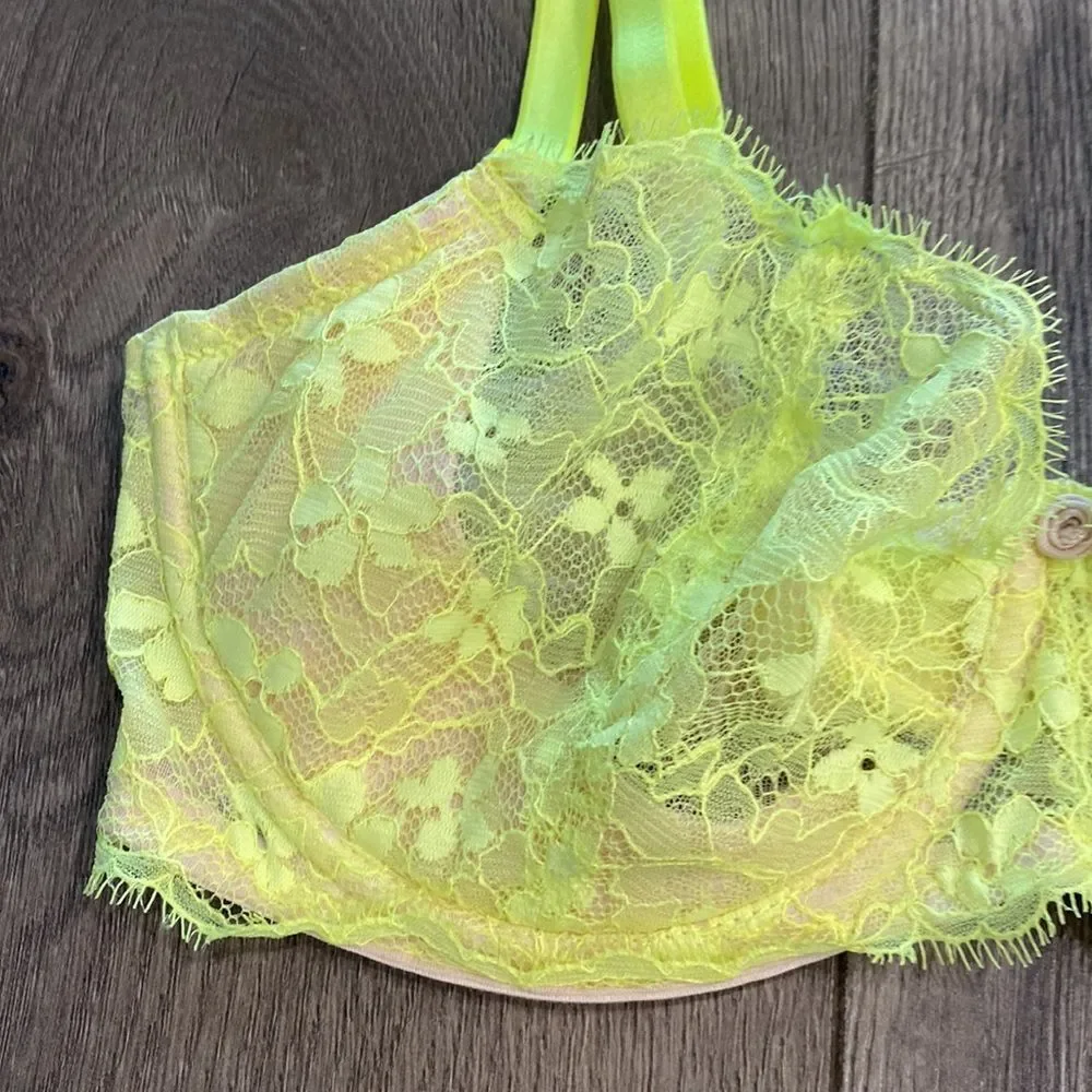 Victoria’s Secret Dream‎ Angel’s Yellow Lace Convertible Push Up Bra Size 34DD